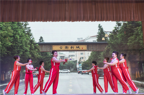 好戲”開演！青島西海岸新區(qū)21場文化大餐送進社區(qū)