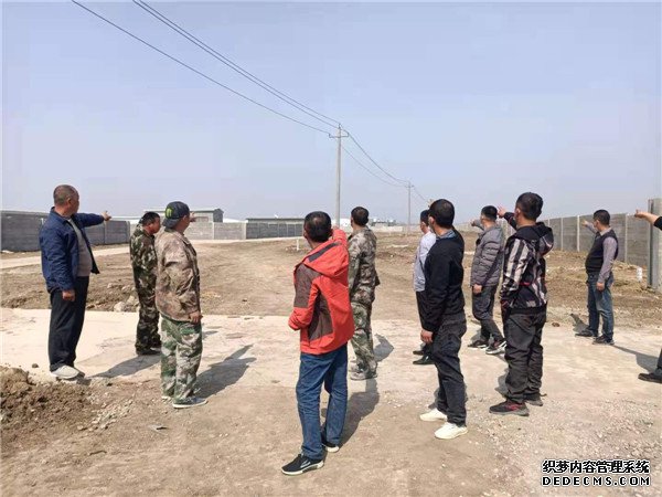 新希望六和養(yǎng)豬場(chǎng)外包拖欠萊西21名農(nóng)民工12余萬(wàn)血汗錢