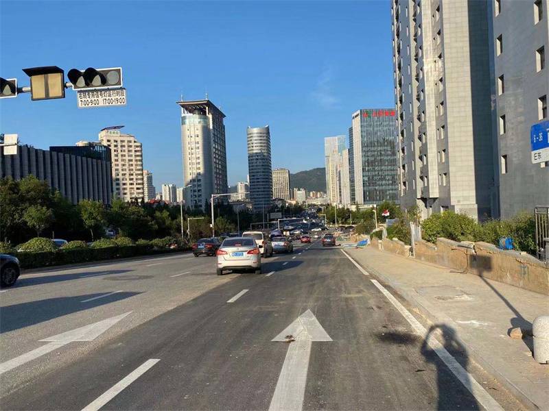 嶗山苗嶺路拓寬改造工程順利通車(chē)