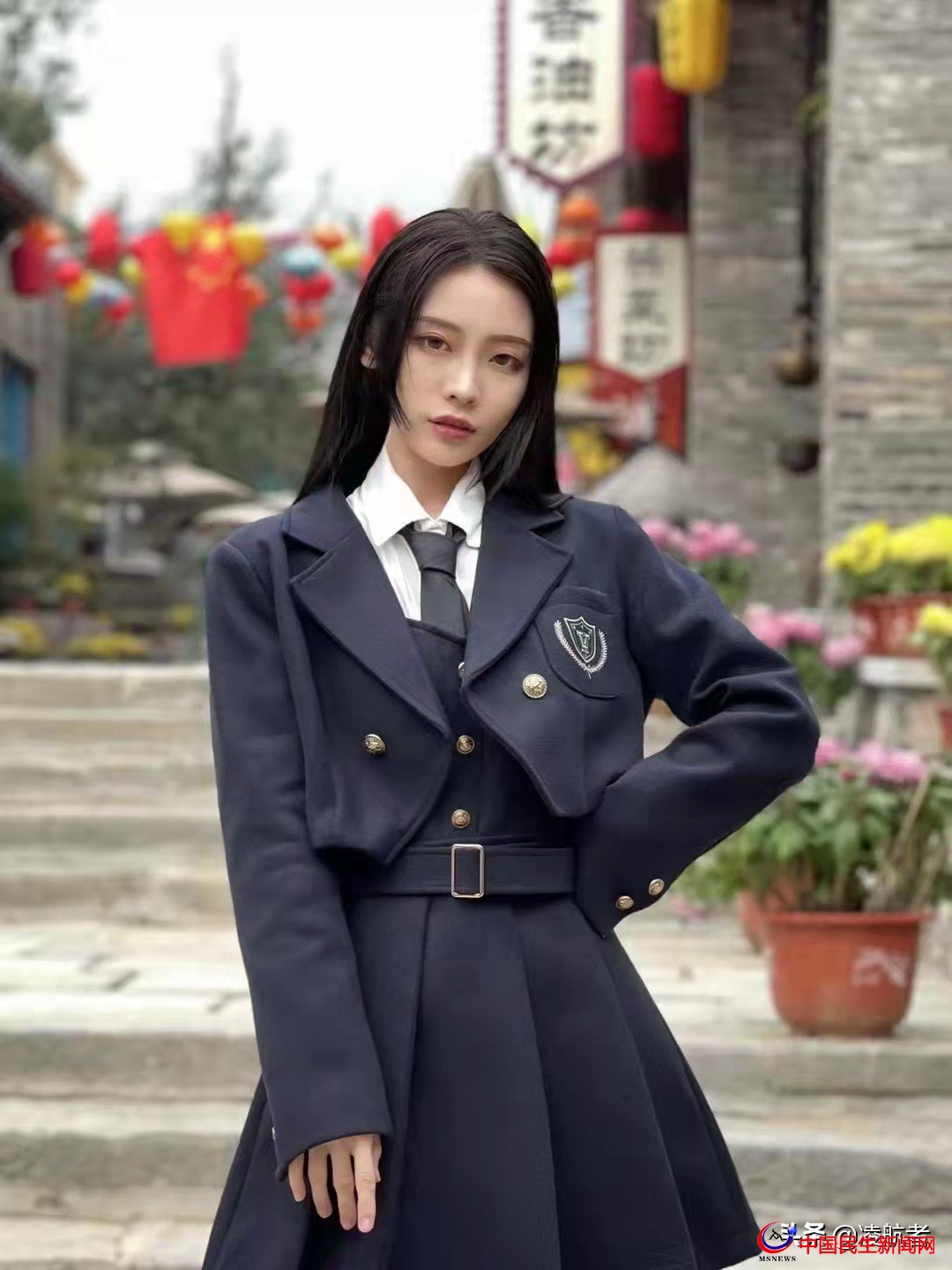 青島大嫚：國內知名博主舒芙蕾蕾，身高168CM，體重45KG