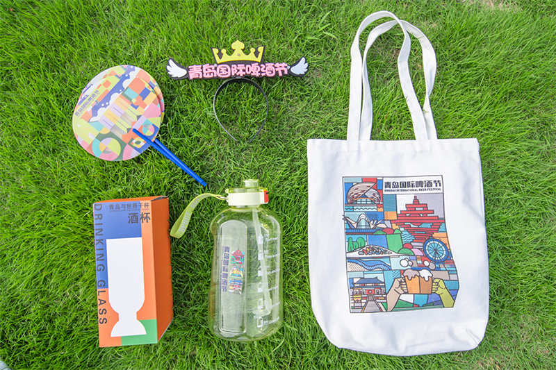 限量發(fā)售！金沙灘啤酒城推出“咘咘”文創(chuàng)盲袋