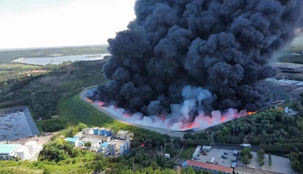 追蹤：山東濰坊市濰城區(qū)垃圾場(chǎng)“火災(zāi)后”屬地相關(guān)部門，一問三不知