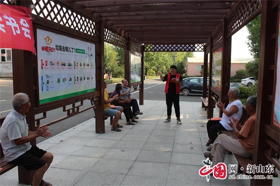 今年以來，青島即墨區(qū)積極倡樹新時代美德健康生活方式，下發(fā)《關于統(tǒng)籌推進美德青島和信用青島建設的實施方案》，部署各單位按照實施方案規(guī)劃的倡樹美德健康新生活、加強誠信文化建設等