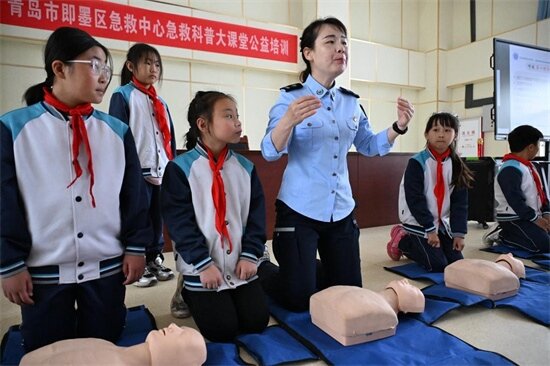 青島即墨區(qū)120急救中心開展“急救知識(shí)進(jìn)校園”主題活動(dòng)